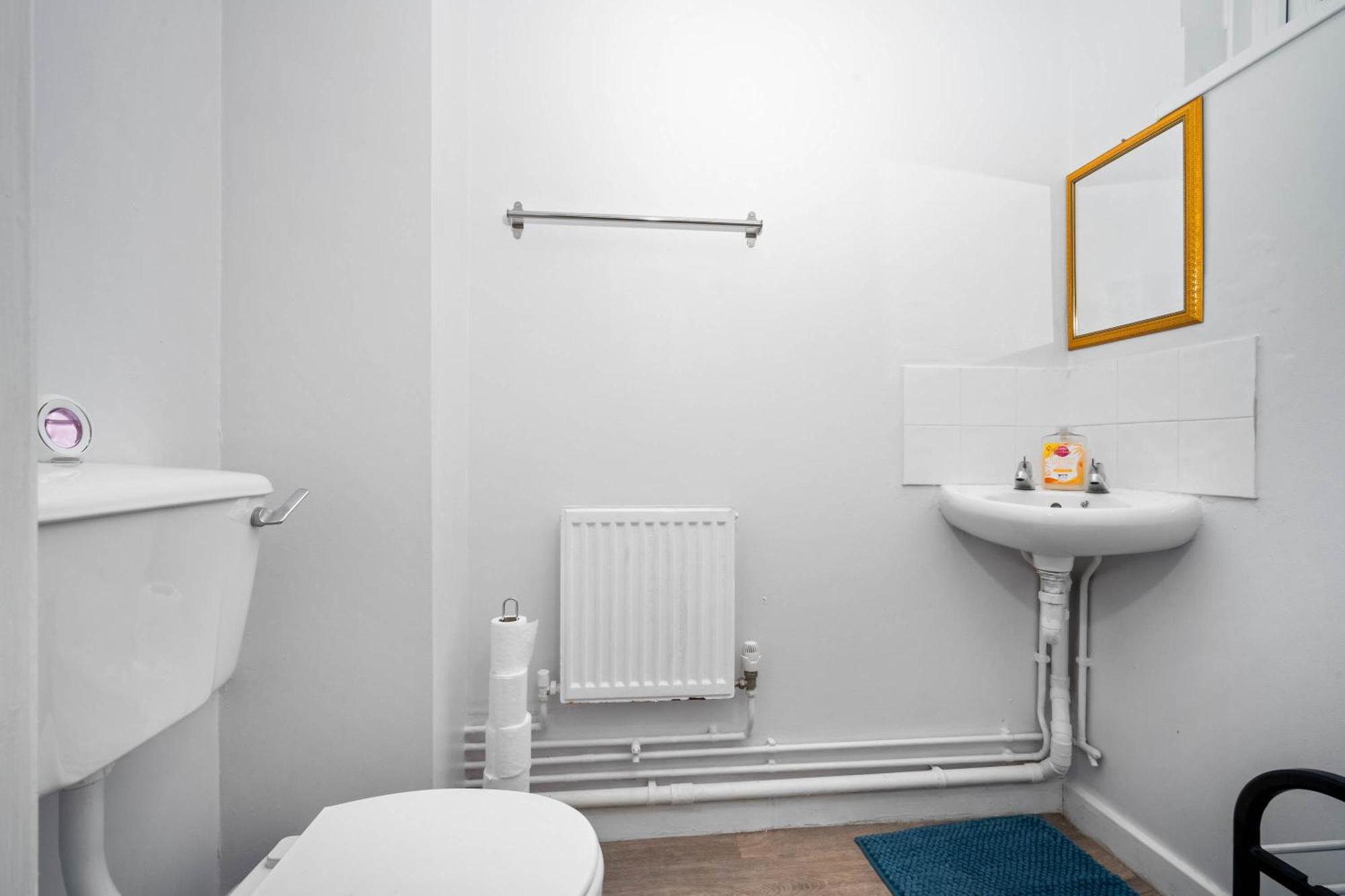Luxury New House With Free Parking Daire Birmingham Dış mekan fotoğraf