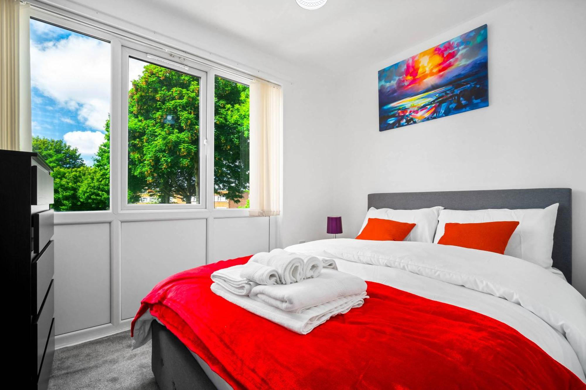 Luxury New House With Free Parking Daire Birmingham Dış mekan fotoğraf