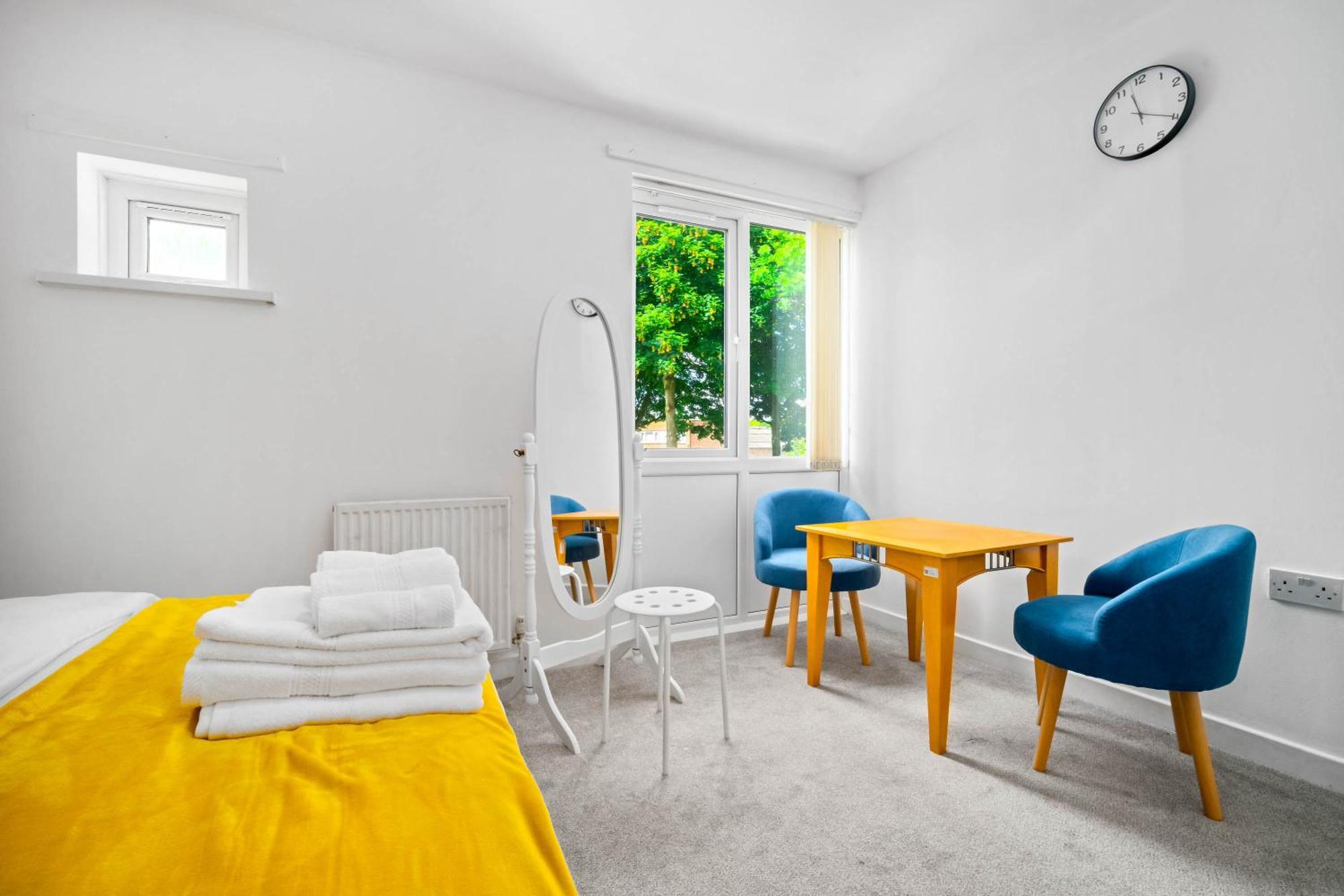 Luxury New House With Free Parking Daire Birmingham Dış mekan fotoğraf